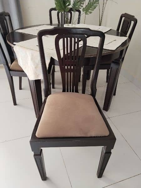 Dinning table for sale 3