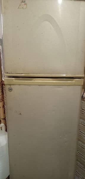 Dowlance Small Size Fridge 3