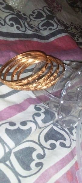 artificial gloden bangles size : 2 0