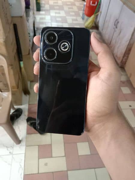 Infinix Hot 40i 8+8+128 3