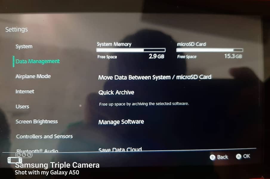 Nintendo switch V2 Dual boot Mario edition just like new with ipega 13