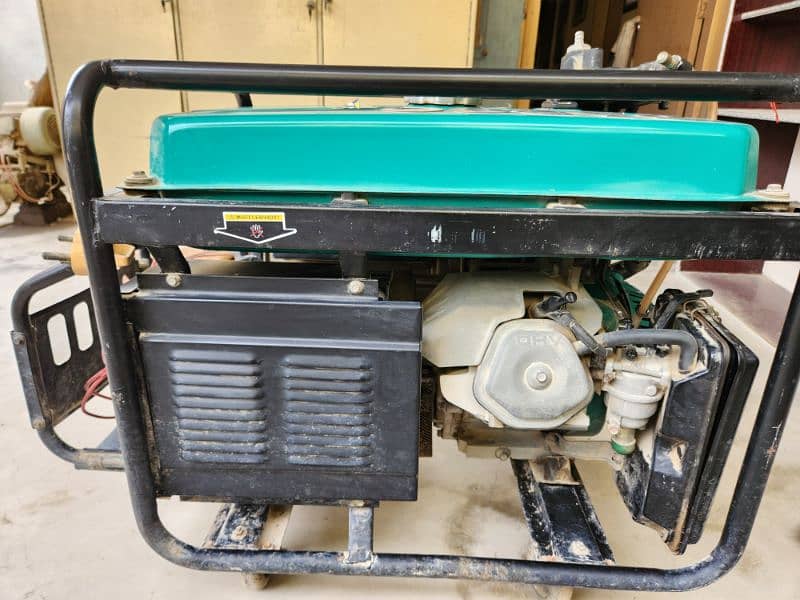 Jasco 8000D-b 6.5kVA Generator (Green Series), Gas kit installed. 2