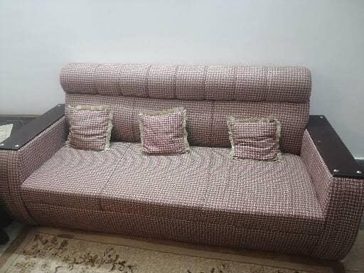 Sofa set with dewan 2