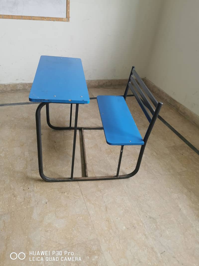 School furniture|Bench|Chair table|Chair|Desk|Student desk 14