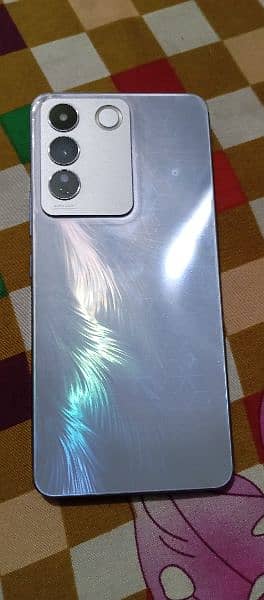 vivo v27e 1