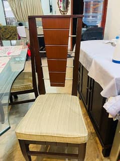 6  chair Dinning table for sale