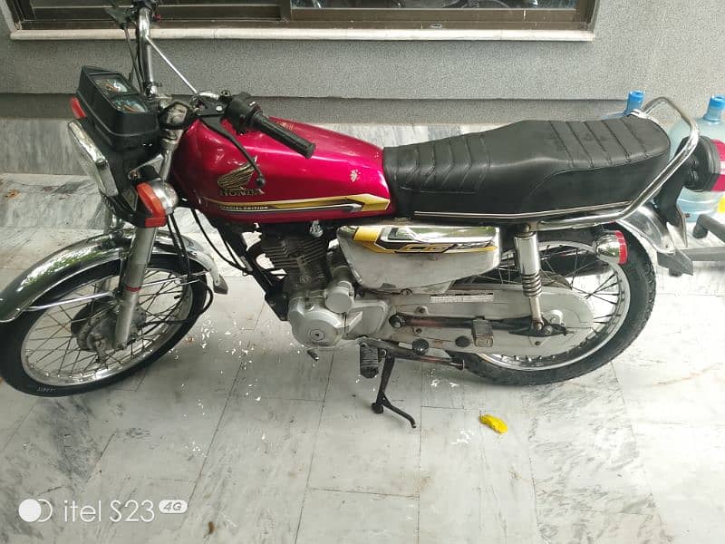 Honda CG 125 Special Edition 3