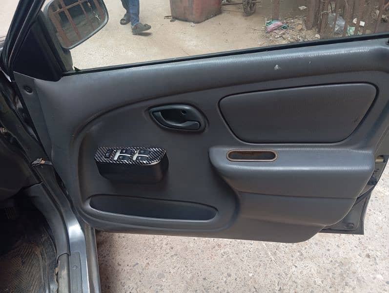 Suzuki Alto 2009 gari bhair sa touchup  ha power window ha 2