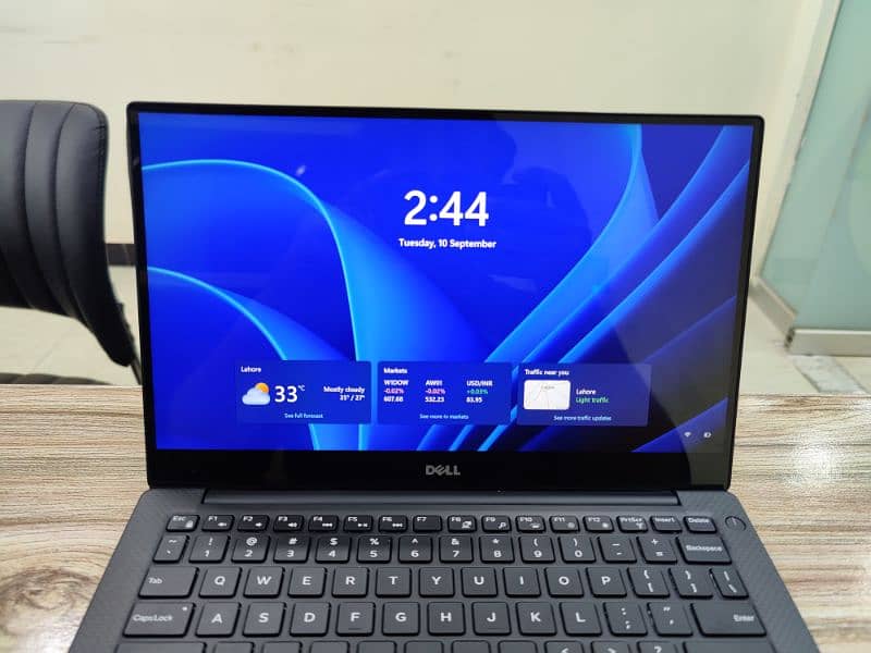 Dell XPS 13 9360 i7 7th Gen 16GB Ram 256GB M2 SSDLaptop for sale 2