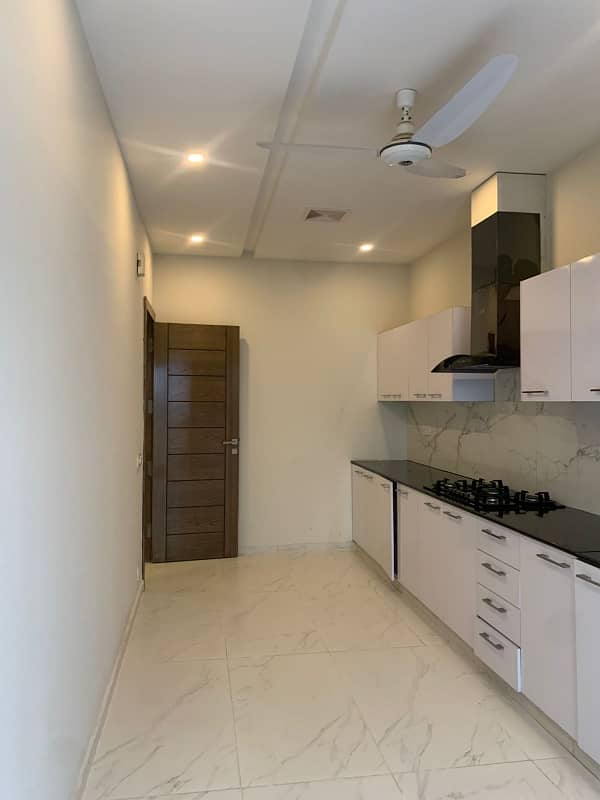 60x90 Basement Portion For Rent 5