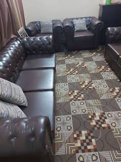 sofa available for sell 0