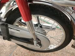 bike saf he bilkul or is nbr p call krna,3,0,3,1,2,8,0,3,3,9,5 0