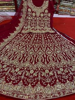 Bridal lehnga maxi 0