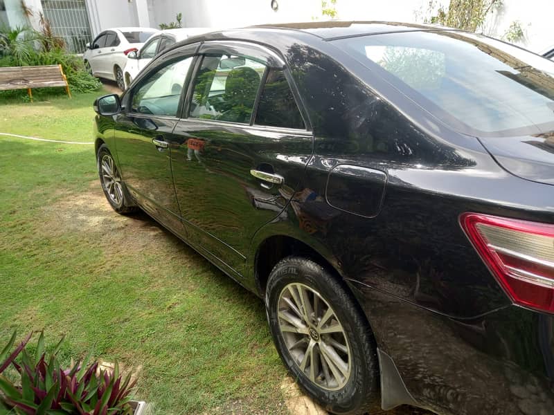 Toyota Premio 2013 F 1.5 Black Interrior 12