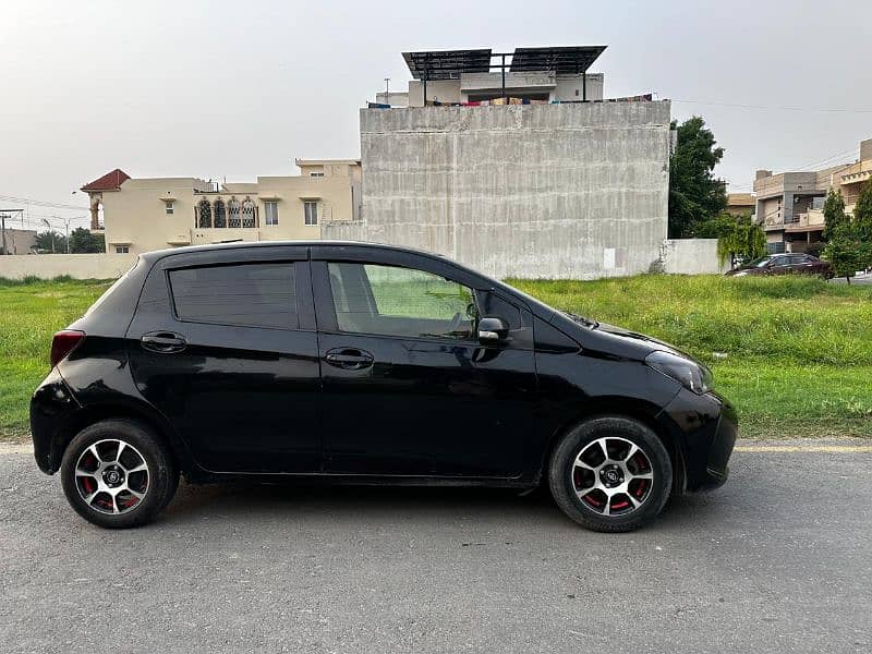 Toyota Vitz 2014 6