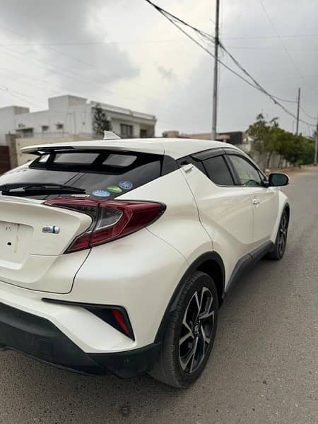 Toyota chr 2019 model 4