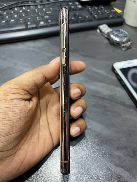 iPhone XS 256 gb non pta 5