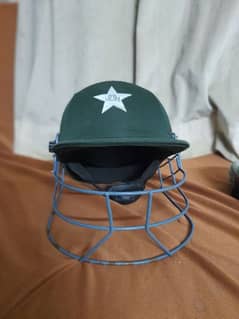 Cricket kit 10/10  9 to 12 years