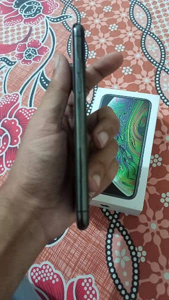 I phone xs non pta 256gb available 1