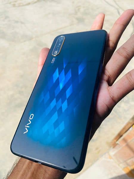 vivo s1 4 128 1