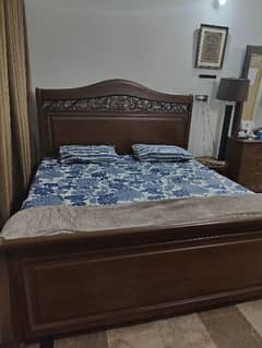 WOODEN BED FOR SALE