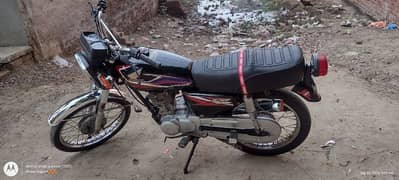 Honda 125 lush condition03224816316