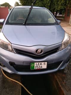 Toyota Vitz 2015