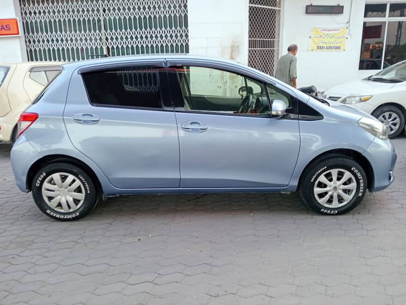 Toyota Vitz 2014  Toyota Vitz 2014 (Imported in 2017) 5