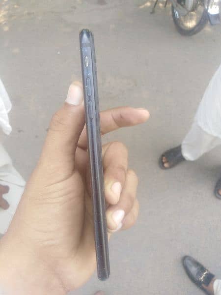 iphone 7 plus 32 gb pta approved all ok ha fingr ok ha 4