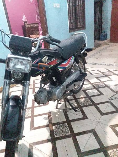 Honda CD70 2018 MODEL  Black 0