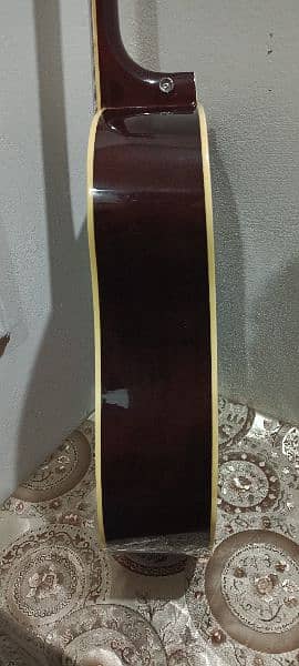 Acoustic guitar10/10 condition 5