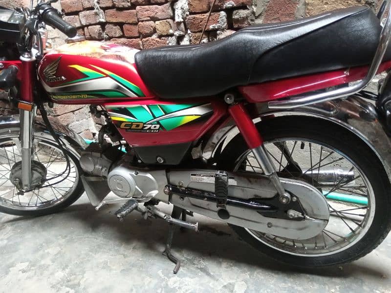 Honda CD 70 2022 10