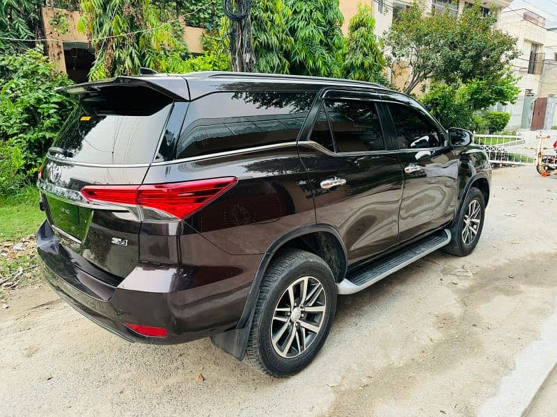 Toyota Fortuner Sigma 2018 4