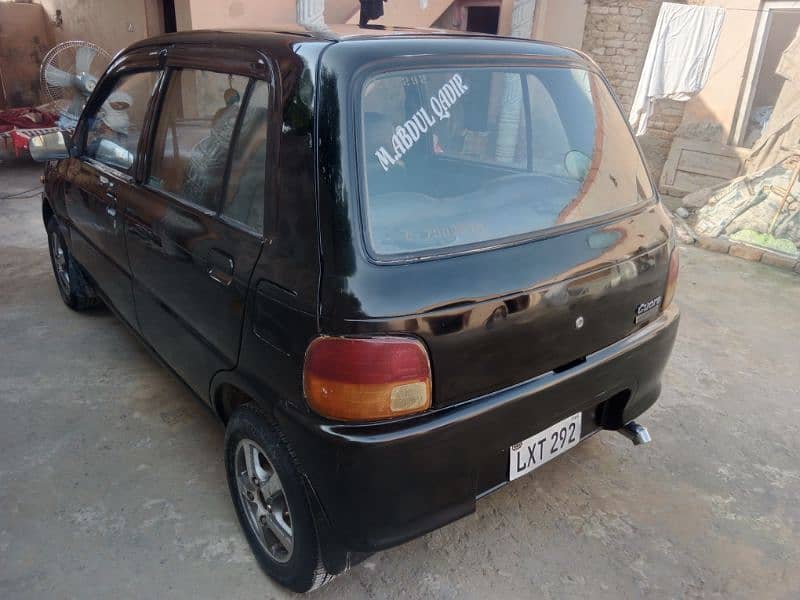 Daihatsu Cuore 2000 2