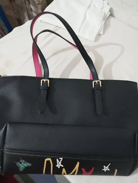 black colour hand bag 1