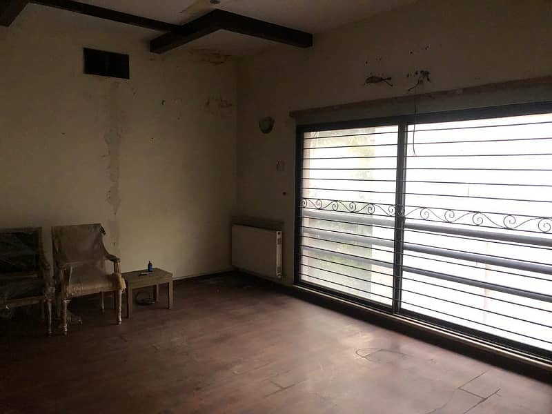 DHA KANAL 4 BEDROOMS HOUSE FOR RENT ONLY 2 LAKH 9