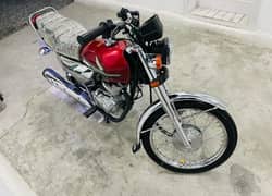 HONDA CG 125CC FOR SALE URGENT CONTACT WHATSAPP 03255836893