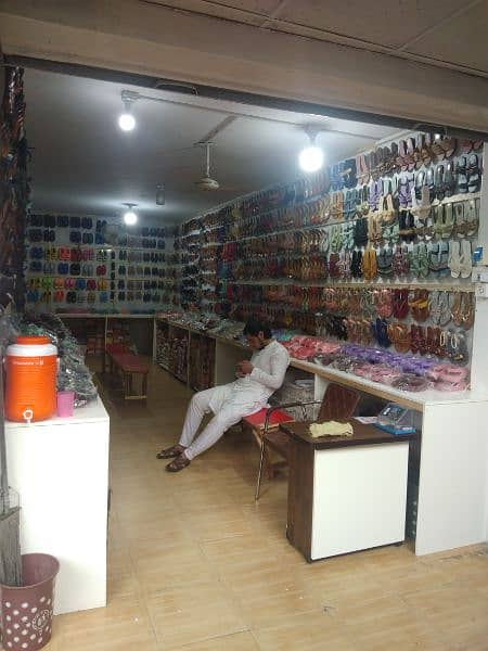 very good running shoes shop for sale in New abpara market Islamabad 2