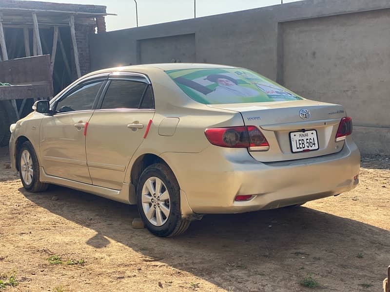 Toyota Corolla Altis 2011-12 4