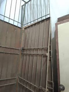 Iron gate for sale 0