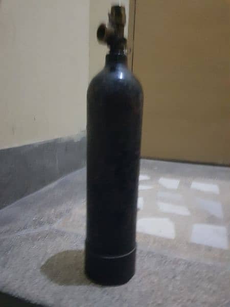 used Oxygen Cylinder 1