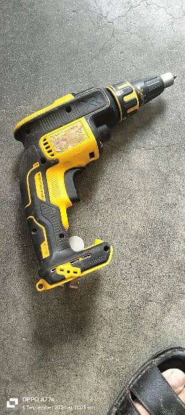 DeWalt DCF620 Brushless impact driver 2