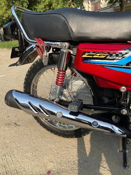 Bike for sale honda CG 125 model 2023 5