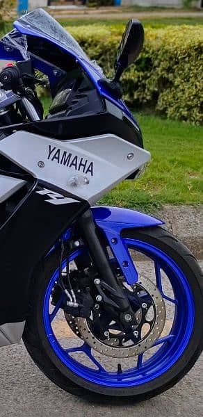 Yamaha R1 400cc 2024 model brand new 4