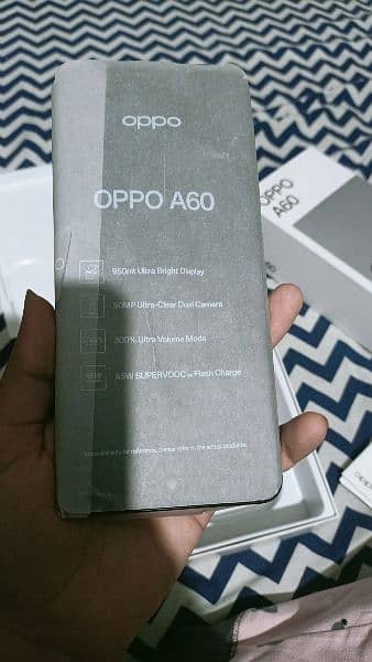 OPPO A60 4