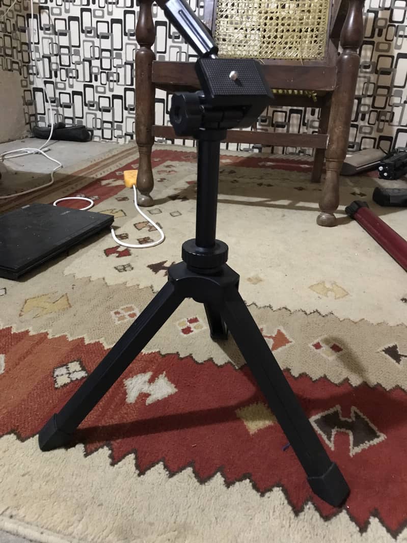 Tripod 2