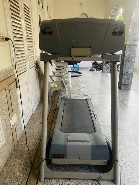 Slimline treadmill 4