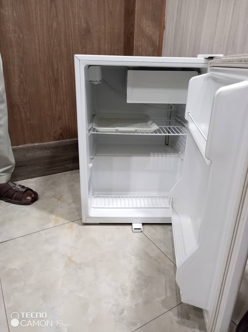 Haier Room Fridge 4