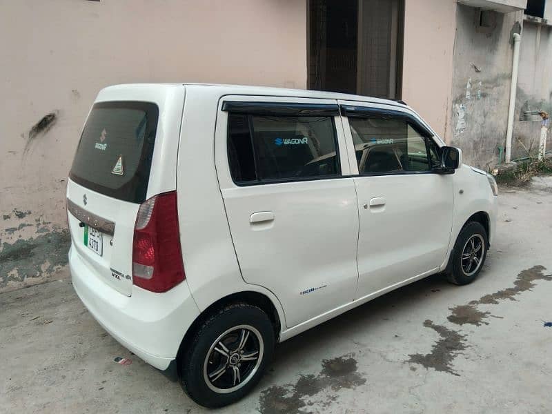 Suzuki Wagon R 2017 4