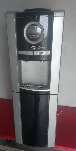 Water Dispenser in good condition for sale 0